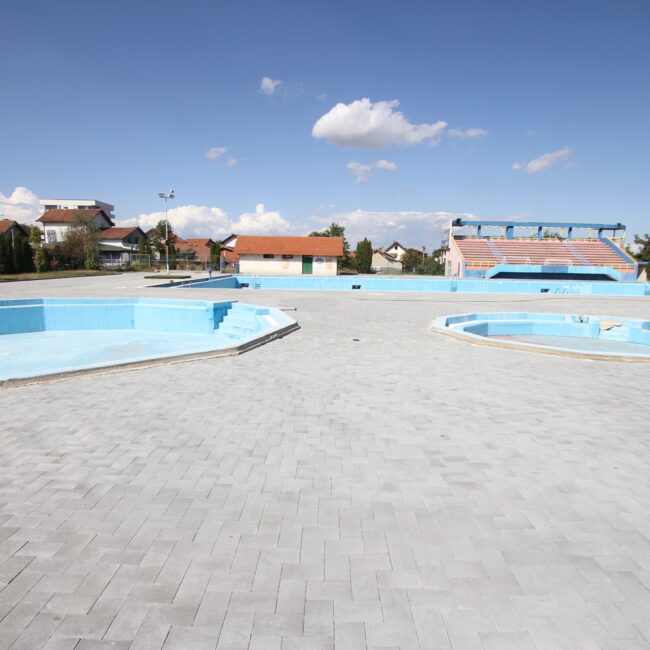 Rekonstrukcija – Plato gradskog bazena u Velikoj Plani - Jadran d.o.o. Beograd