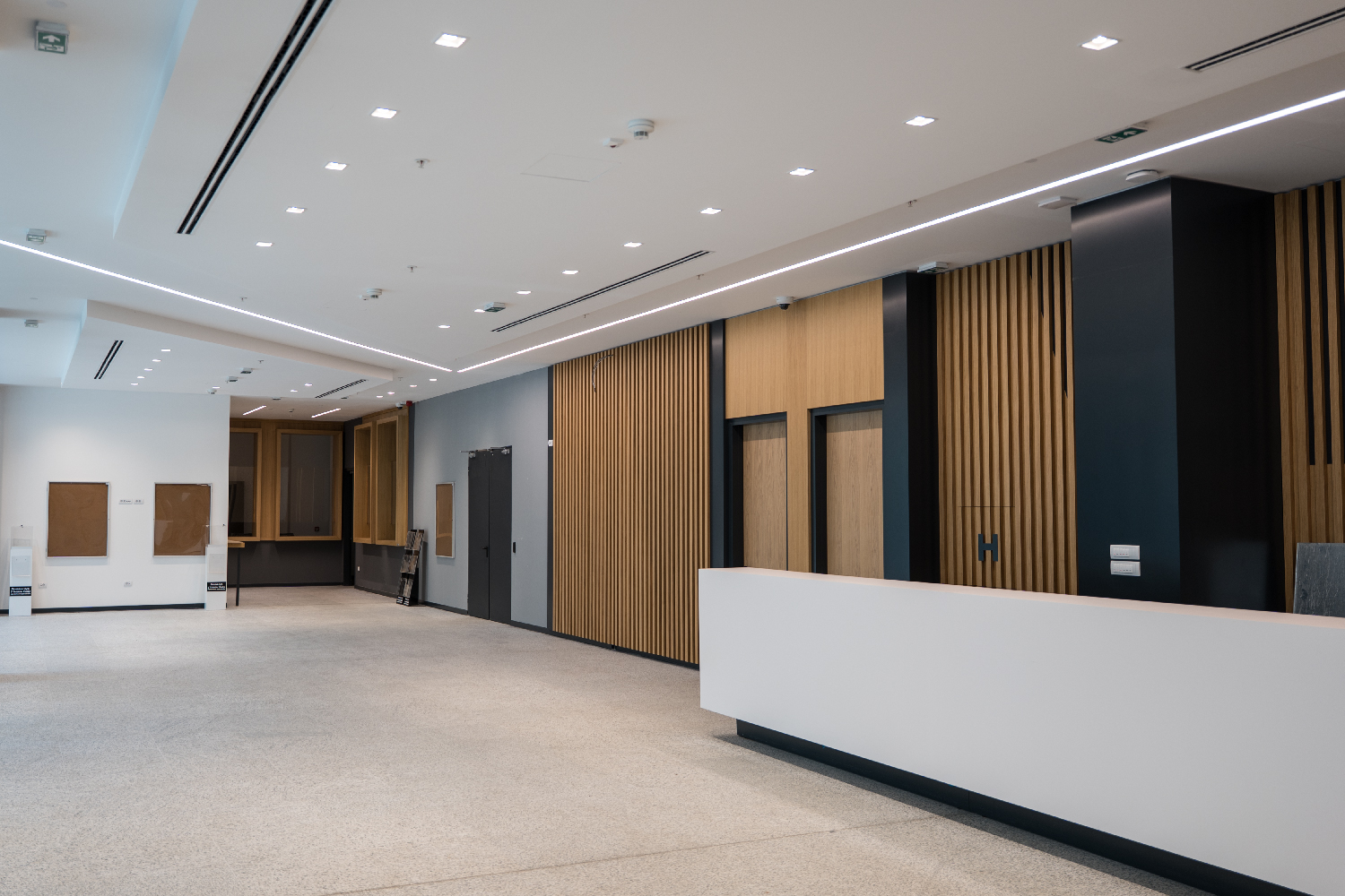 Palata pravde Novi Sad - 3-07 - Jadran doo Beograd